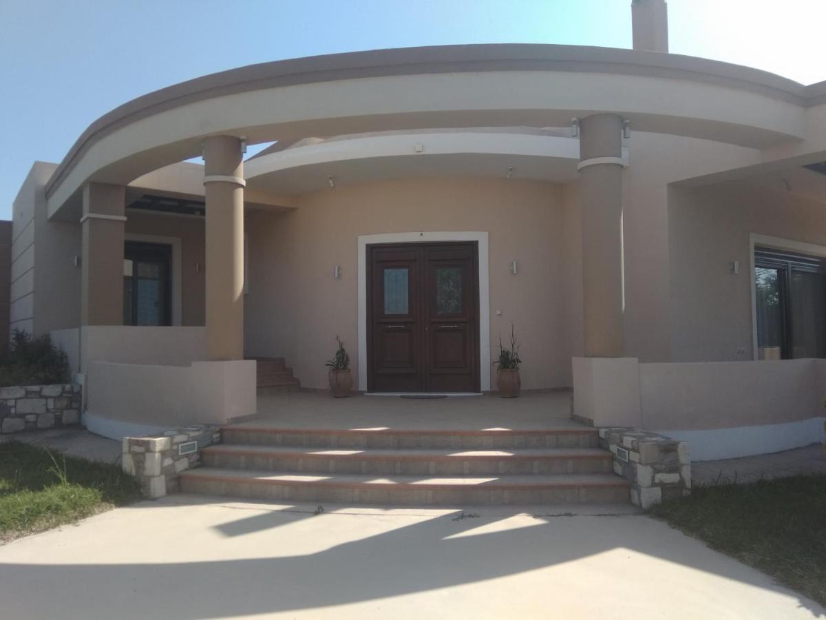 Kos Villa - Family Comfort With Large Garden, Jacuzzi Екстериор снимка