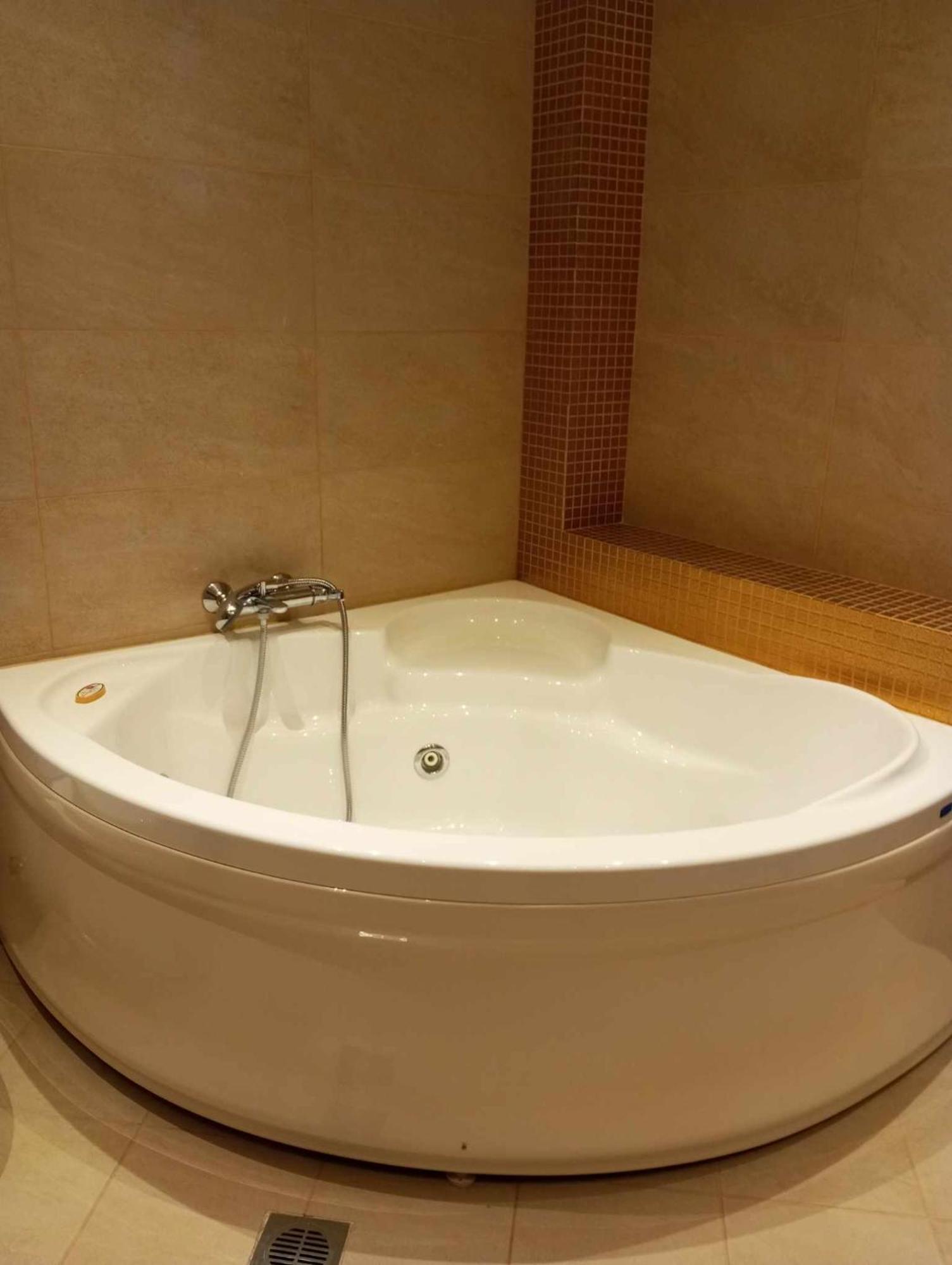 Kos Villa - Family Comfort With Large Garden, Jacuzzi Екстериор снимка